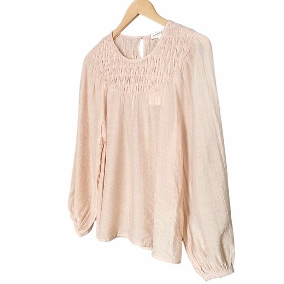 NWT DownEast Pleated Yoke Long Sleeve Blouse Light Beige Blush Size Small NEW - Picture 4 of 15